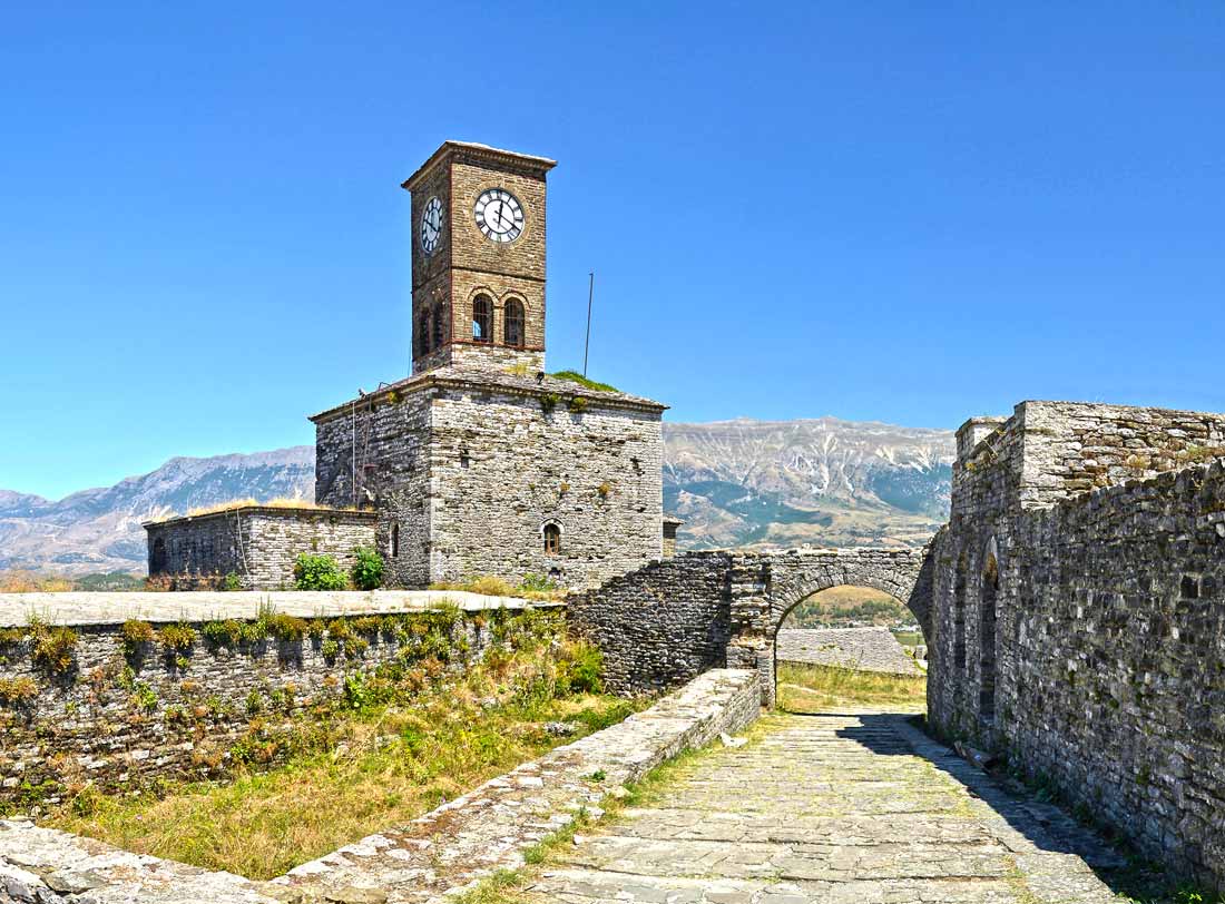 Interior del Castillo de Gjirokastra