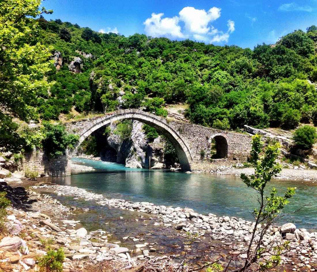 Puente otomano en Benja