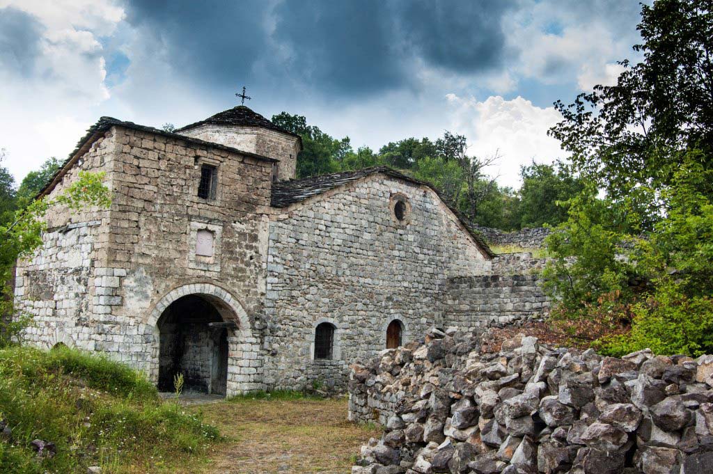 Iglesia en Vithkuq