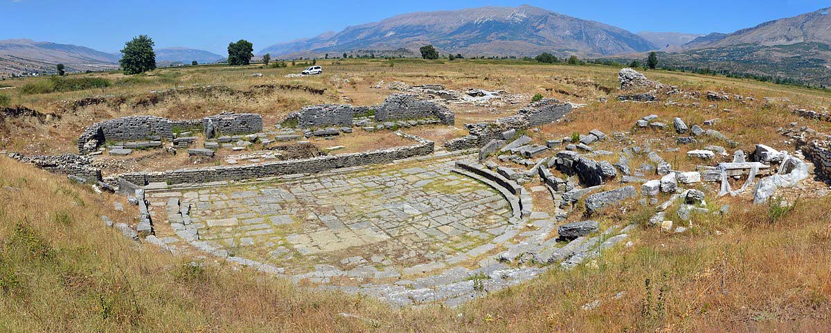 Teatro romano de Adrianópolis