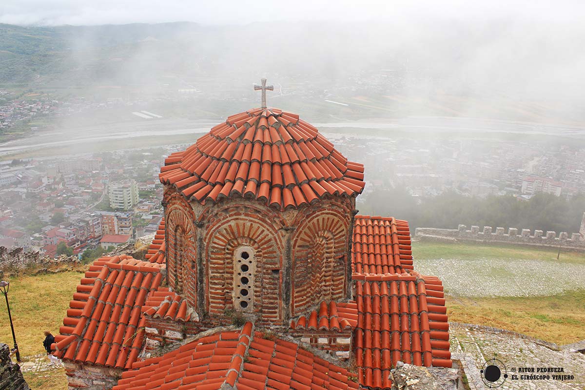 Shën Triadha (La Santísima Trinidad) en el castillo de Berat